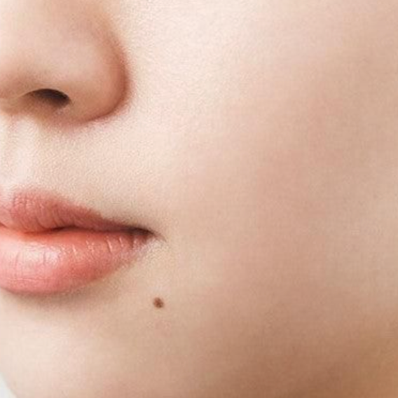 Anua - Airy Sun Cream (50ml) - v8 - Seoulful Skincare