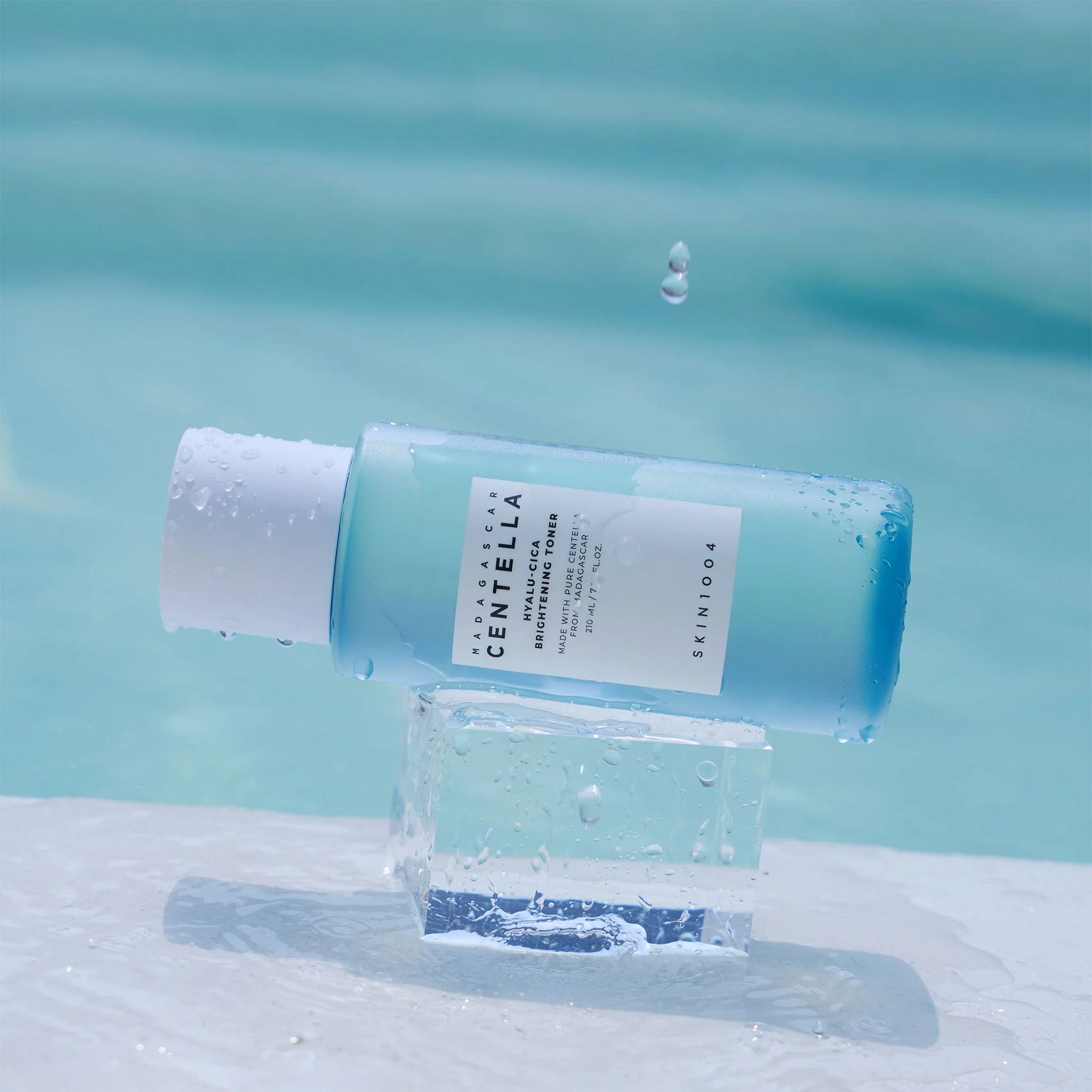 IMG-5812SKIN1004_-_Madagascar_Centella_Hyalu-Cica_Brightening_Toner_30ml_210ml_Ingredienst_inf2-_Seoulful_Skincare