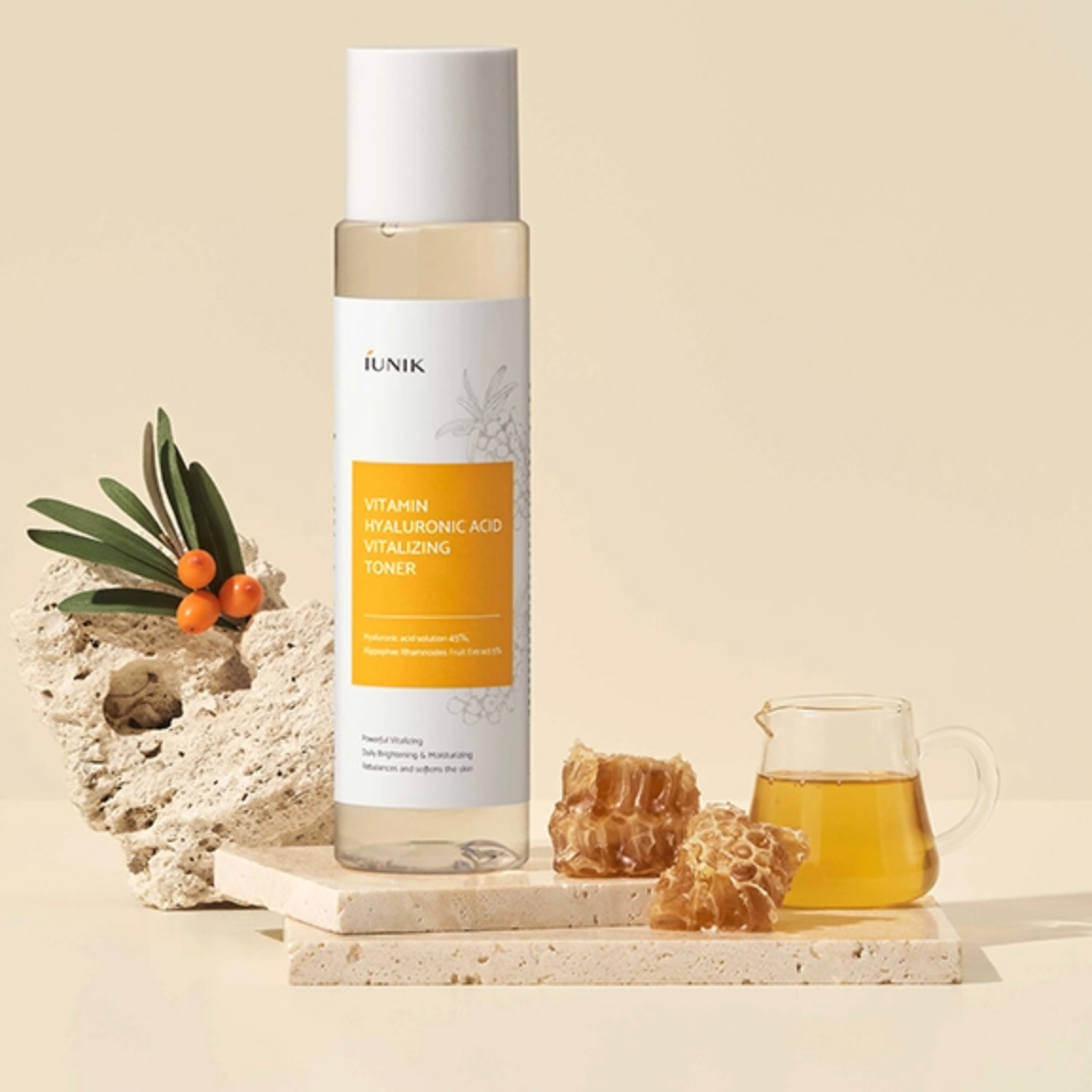 IUNIK - Vitamin Hyaluronic Acid Vitalizing Toner (200ml) - v5 - Seoulful Skincare