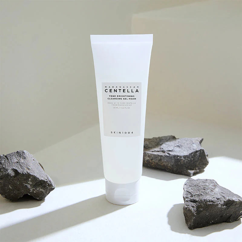 SKIN1004_-_Madagascar_Centella_Cleansing_Gel_Foam_125ml_3-_Seoulful_Skincare