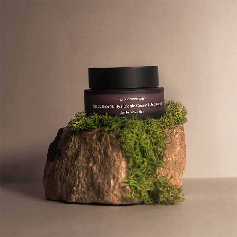 haruharu_Wonder_-_Black_Rice_10_Hyaluronic_Cream_Unscented_50ml_Lifestyle2-_Seoulful_Skincare