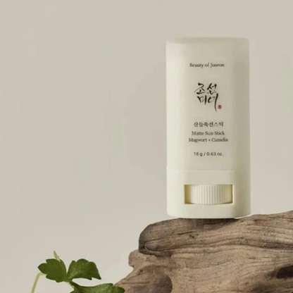 Beauty of Joseon - Matte Sun Stick : Mugwort+Camelia SPF 50+ PA++++ (18g) - Seoulful Skincare