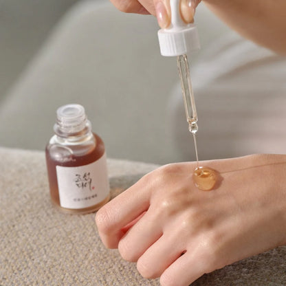 Beuty_Of_Josen_-_Revive_Serum_Ginseng_Snail_Mucin_Texture_-_Seoulful_Skincare
