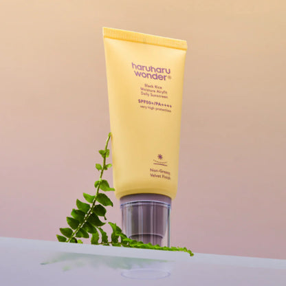 Haruharu_Wnder_-_Black_Rice_Pure_Mineral_Relief_Daily_Sunscreen_SPF50_PA_50ml_Comparison_3-_Seoulful_Skincare