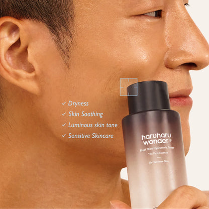 Haruharu_Wonder_-_Black_Rice_Hyaluronic_Toner_for_Sensitive_Skin_150ml_300ml_Texture-1_Seoulful_Skincare