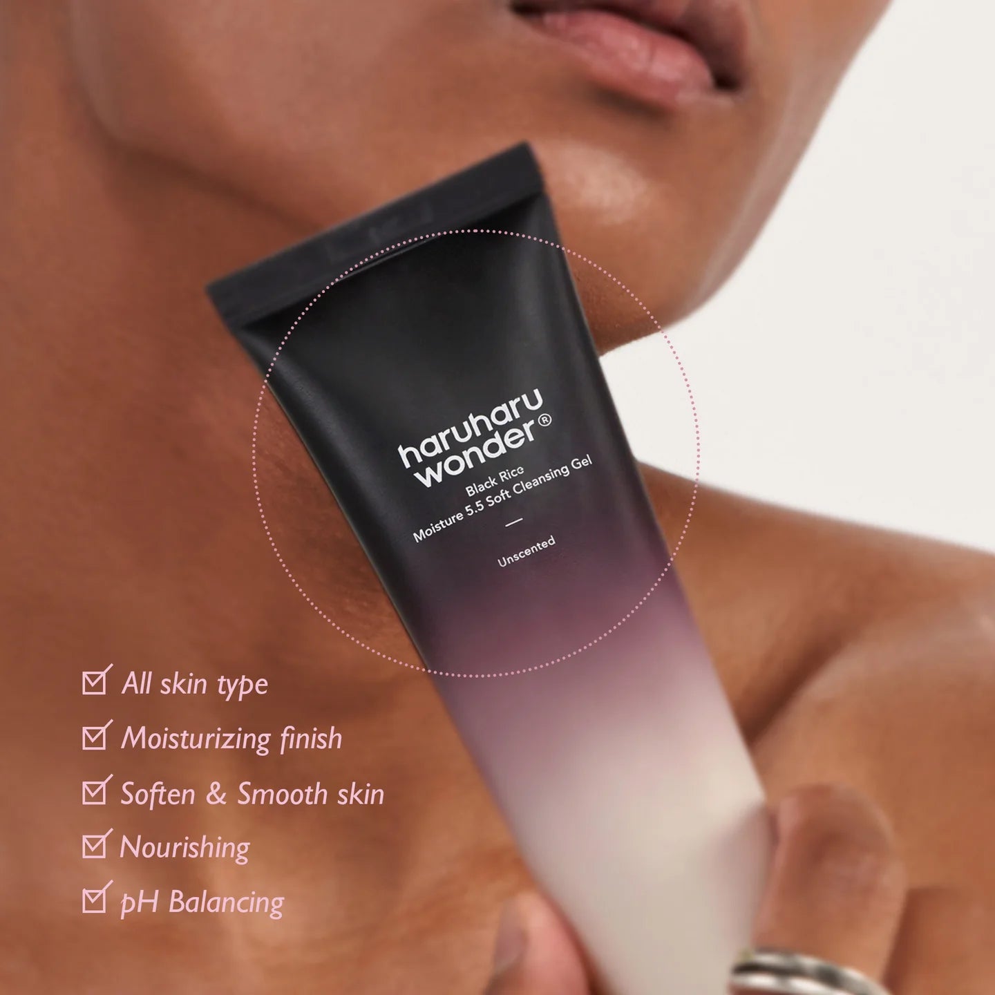 Haruharu_Wonder_-_Black_Rice_Moisture_5.5_Soft_Cleansing_Gel_100ml_Info-_Seoulful_Skincare