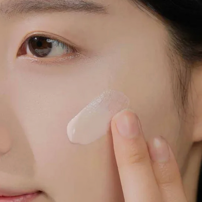 Skin1004 - Madagascar Centella Tone Brightening Tone Up Sunscreen (50ml) - v5 - Seoulful Skincare